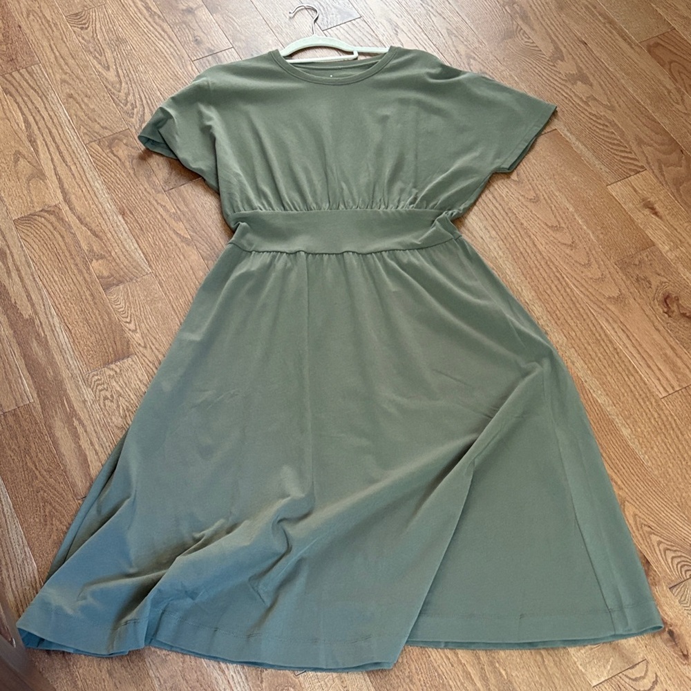 Everlane Dress
